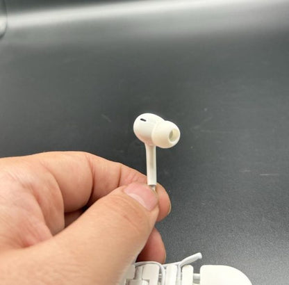 Apple Ear Headphones Wired Earphone For Iphone Microphone Ear Phone – Hands-free | Handsfree For Mobile Phone – Without Box – Random Color